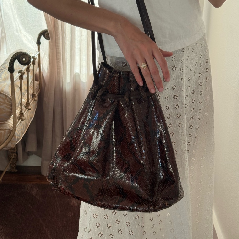 Vintage Bottega 100% real snakeskin and leather interior bucket bag